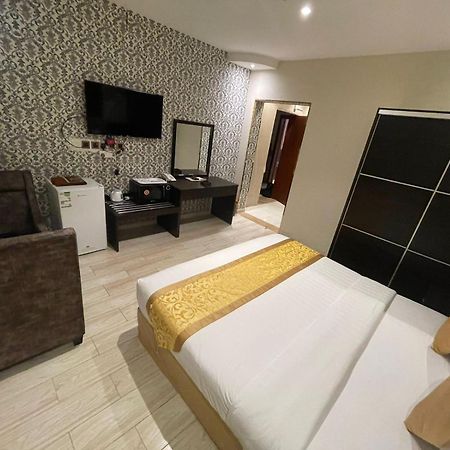 Nourth House Aparthotel Al Qurayyat Exterior photo