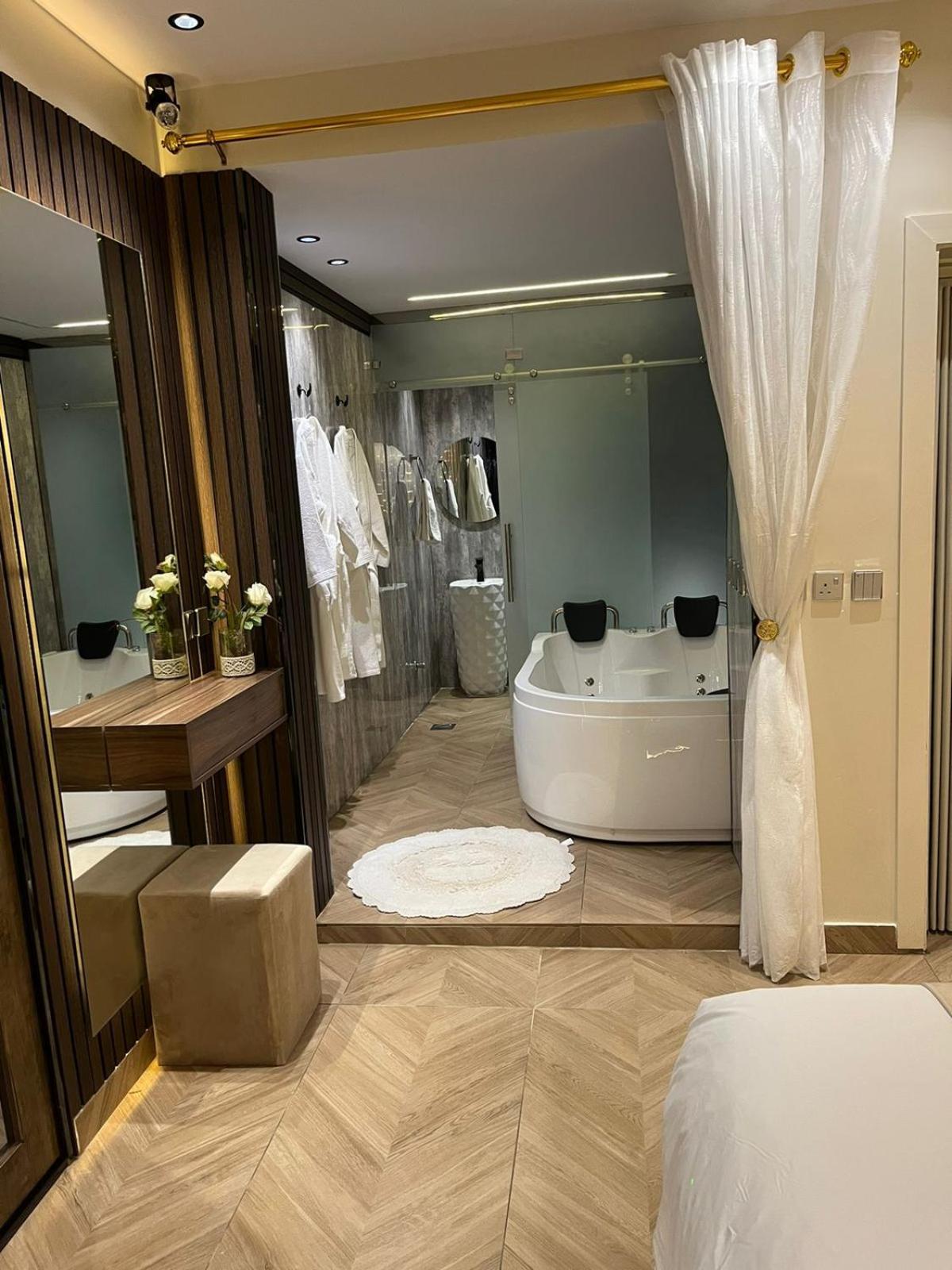 Nourth House Aparthotel Al Qurayyat Exterior photo